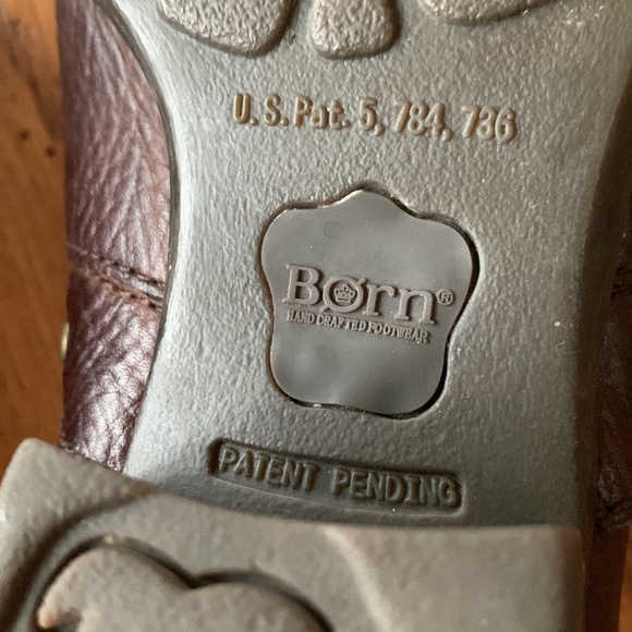 Born boc Dark Brown Leather Slip On Booties Clogs Block Heel Rivets Women’s 7.5 - Picture 10 of 10